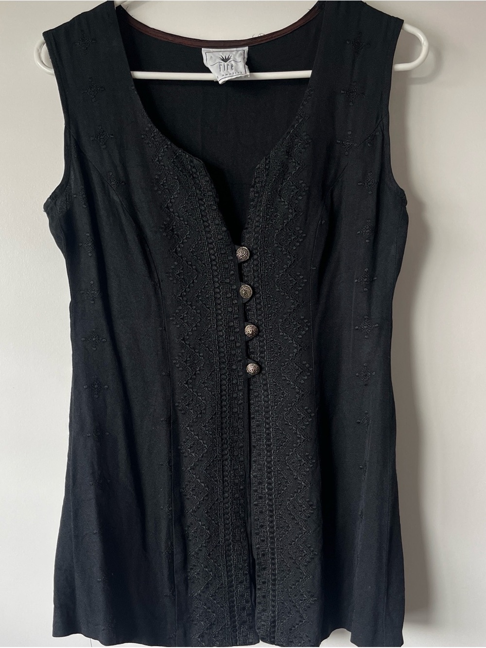(SOLD) 90s Vintage Sleeveless Black Embroidered Womens Top